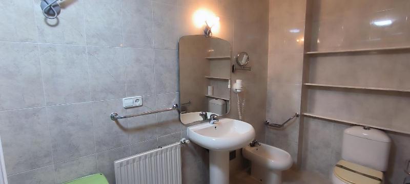 Family Room image 4