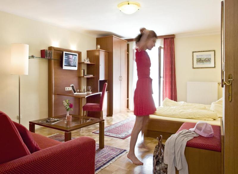 Double Room image 4