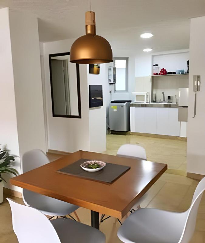 Cálido apartamento en el centro histórico de Cali. - image 4