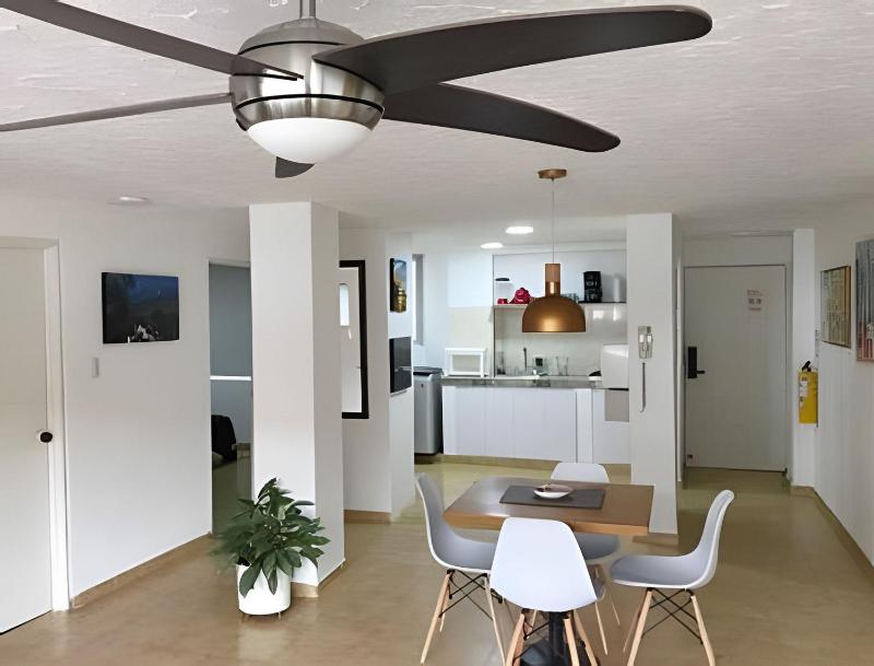 Cálido apartamento en el centro histórico de Cali. - image 32