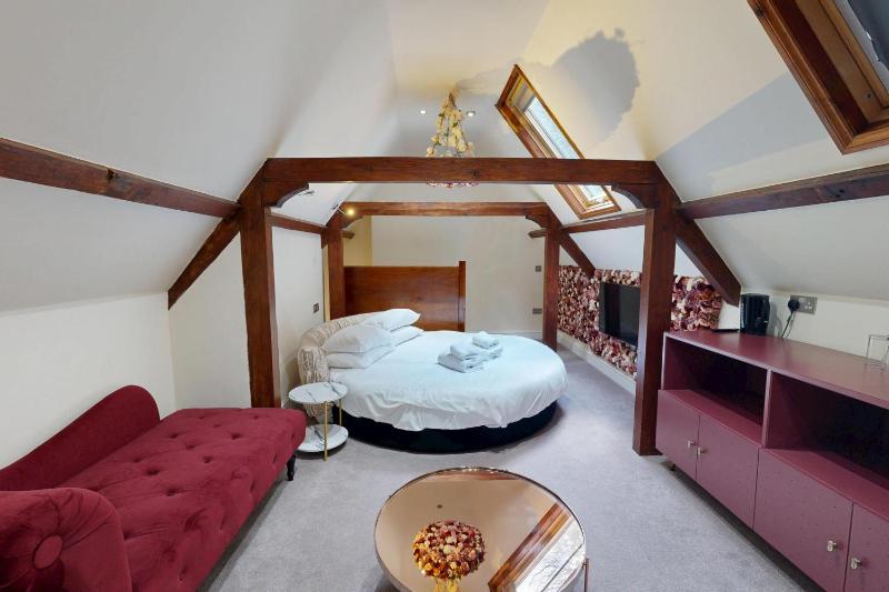 Superior Suite image 4