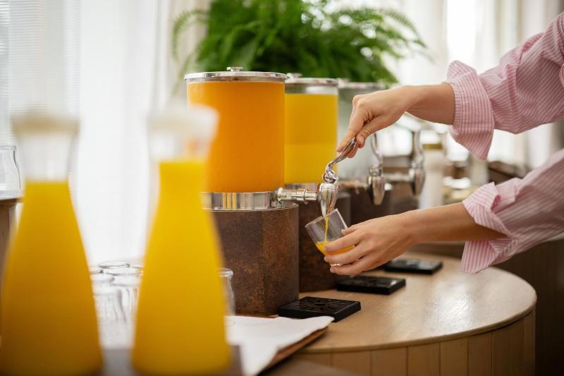 Color Hotel Style Design & Gourmet - image 50