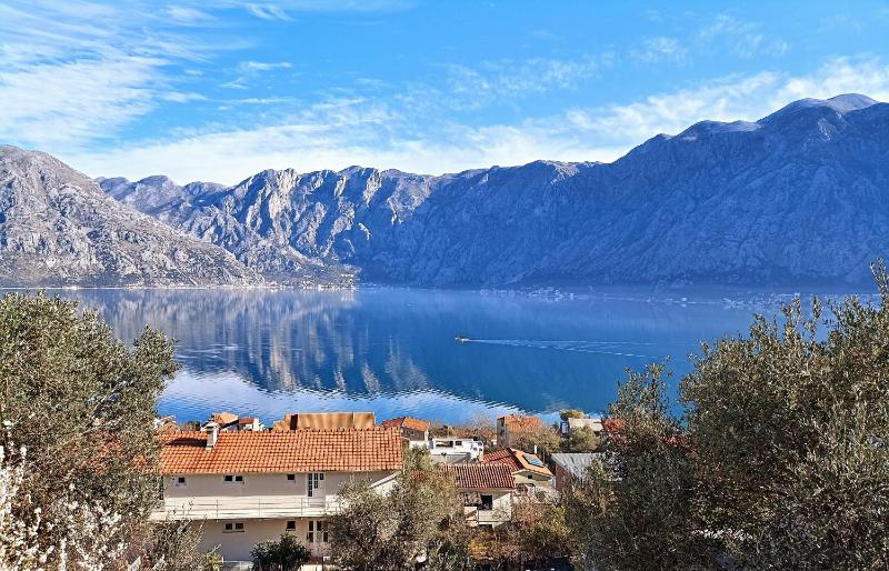 Amazing BayView Apartment Kotor - image 1