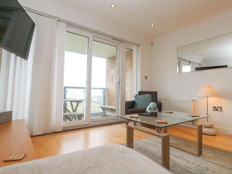 9 Headland Point - image 21