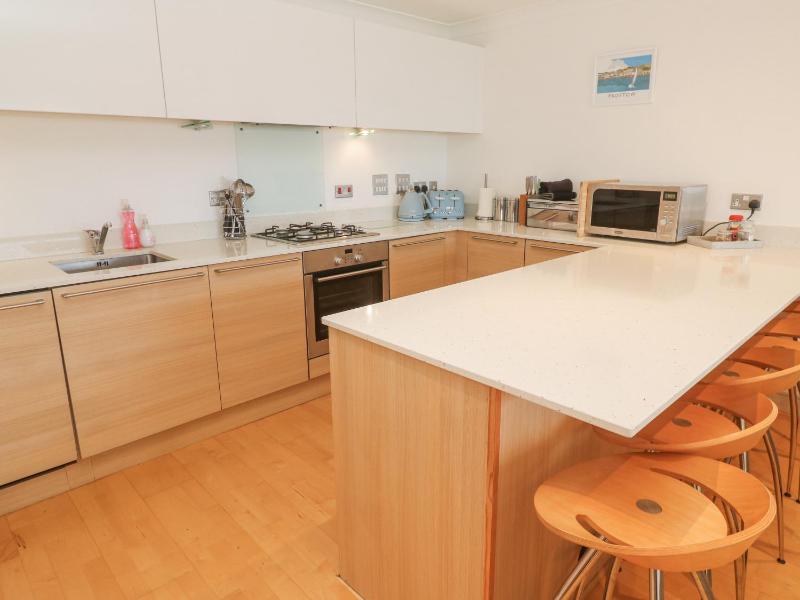 9 Headland Point - image 11
