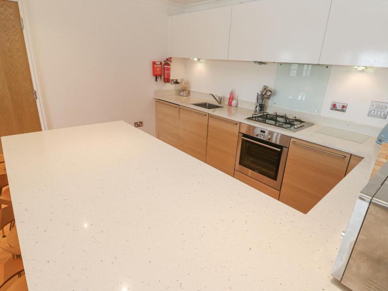 9 Headland Point - image 25