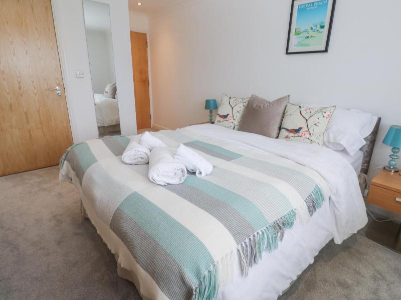 9 Headland Point - image 12