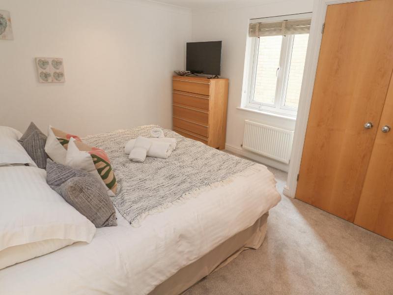 9 Headland Point - image 17