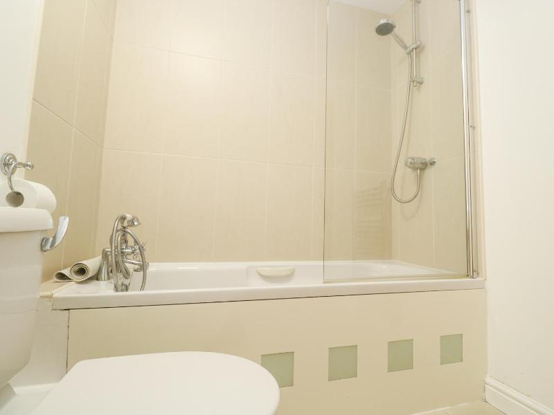9 Headland Point - image 15