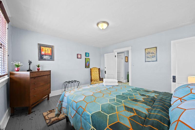 Rock & Roll Retreat in the Heart of Louisville - image 48