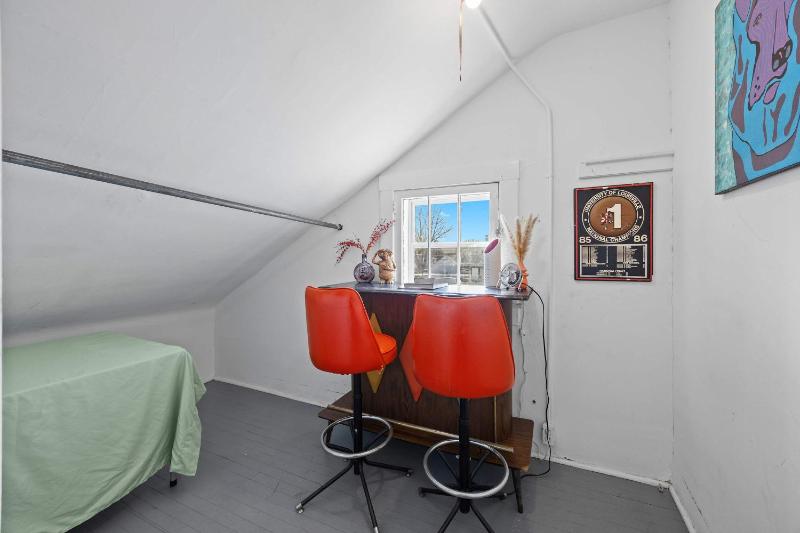 Rock & Roll Retreat in the Heart of Louisville - image 17
