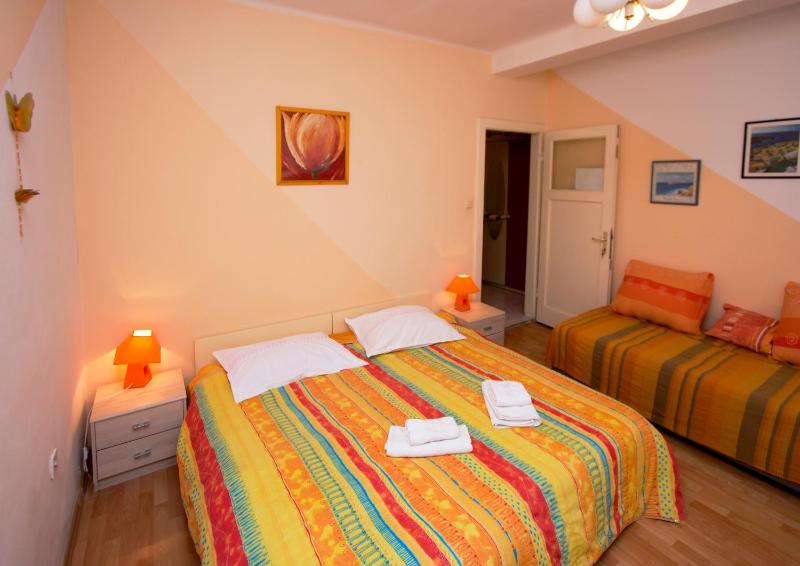 Double or Twin Room with Shared Bathroom image 2