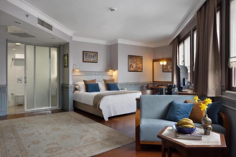 Junior Suite image 3