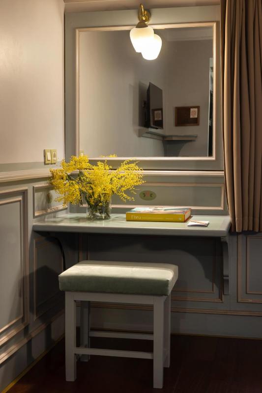 Superior Double Room image 3