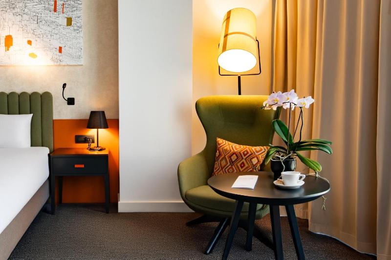 Standard Room image 3