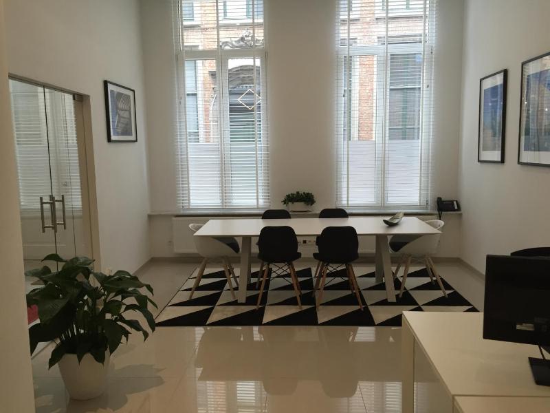 Antwerp Business Suites - image 7