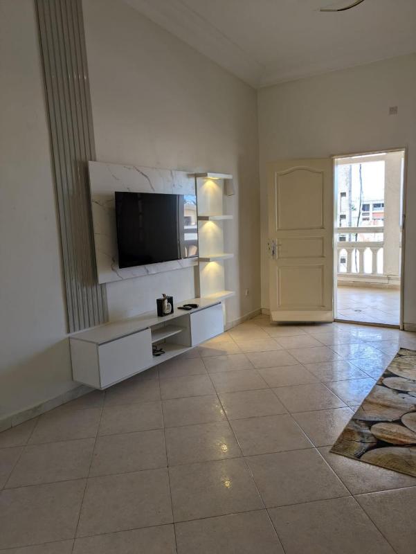 From the airport to your residence - image 8
