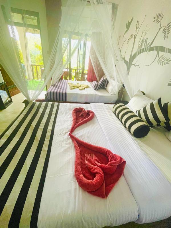 Snuggle Cottage - image 8