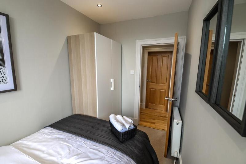 Two-Bedroom Apartment image 3