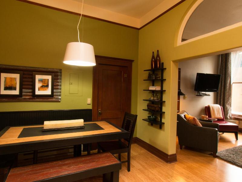 Deluxe Apartment image 4