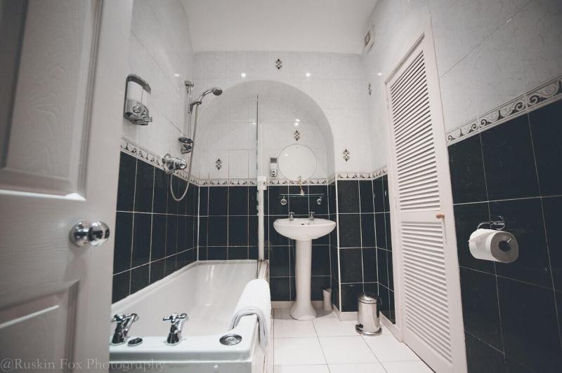 Two-Bedroom Apartment image 3