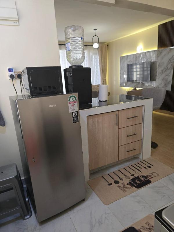 Aza-Lux 1 BR Nakuru - image 10