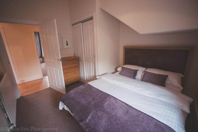 Two-Bedroom Apartment image 3