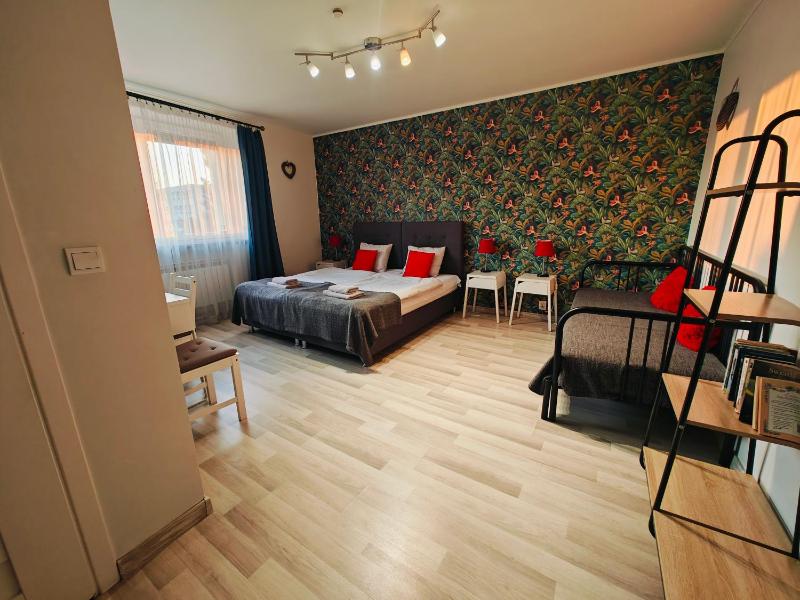 Standard Triple Room image 1