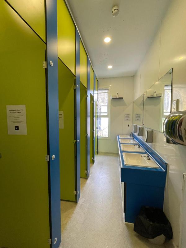 Triple Room with Shared Bathroom image 1