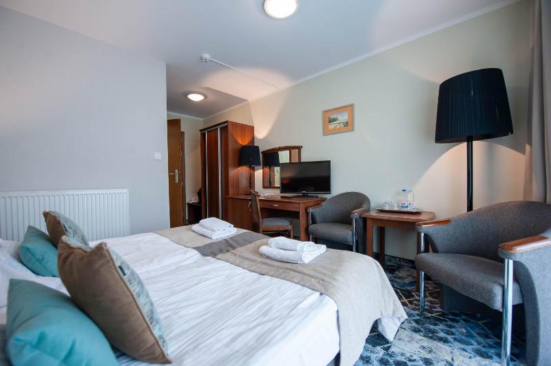 Double Room image 4