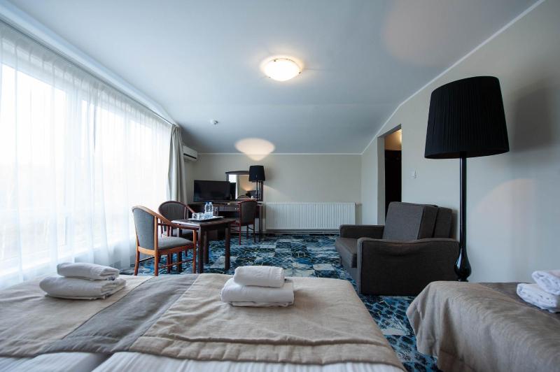 Double Room - Disability Access image 2