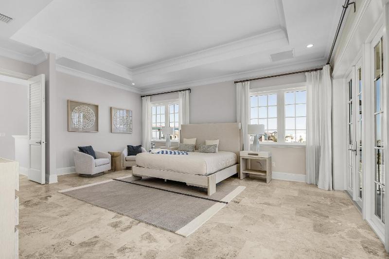 260 Coastal Luxe Retreat- 5BD 45BA Pool & Spa Water Views home - image 38