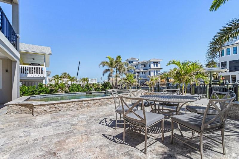 260 Coastal Luxe Retreat- 5BD 45BA Pool & Spa Water Views home - image 22