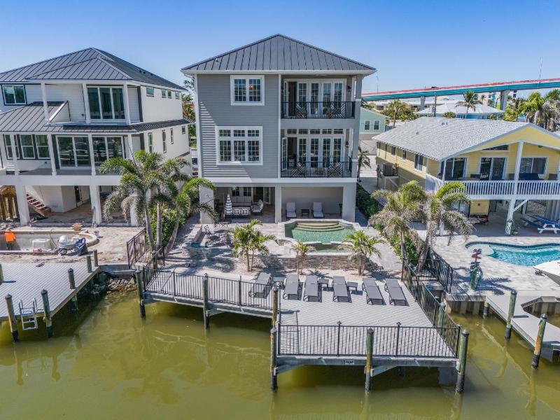 260 Coastal Luxe Retreat- 5BD 45BA Pool & Spa Water Views home - image 40