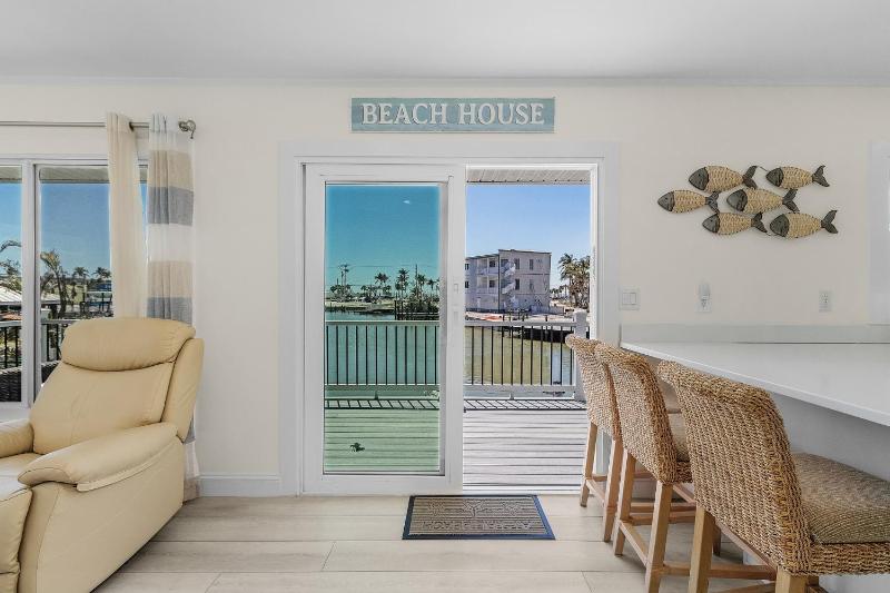 920 Bay Breeze Bungalow- Stunning Bay View Home with Heated Pool! home - image 7