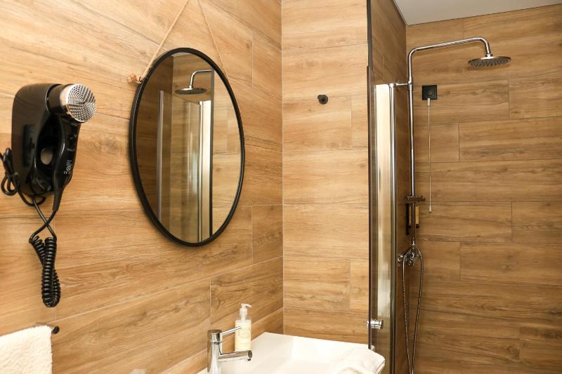 Superior Double Room image 1