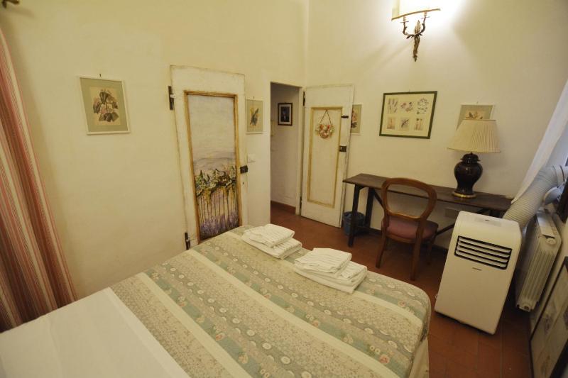 Apartment with Terrace image 4