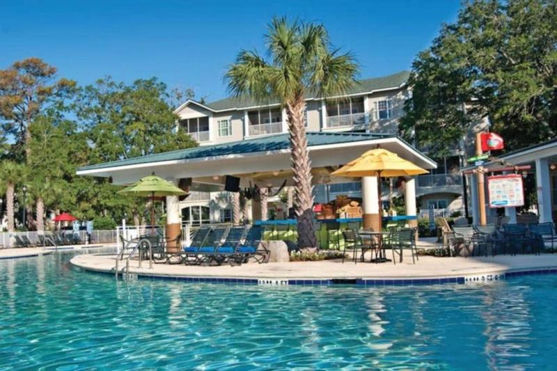 Great Studio Apt minutes away from ocean with lots of onsite resort amenities - image 12
