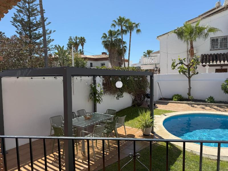 Nerja Paradise Rentals - Villa Victoria - image 3