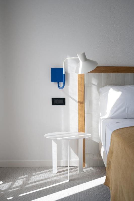 Double Room with Sea View image 4