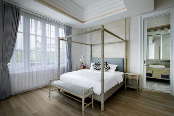 4 Bedrooms Villa in Canggu - image 4
