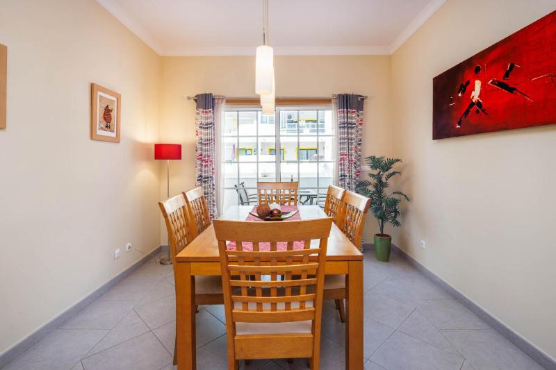 Colina Verde H Modern & Comfortable 2 Bed Apart - image 13
