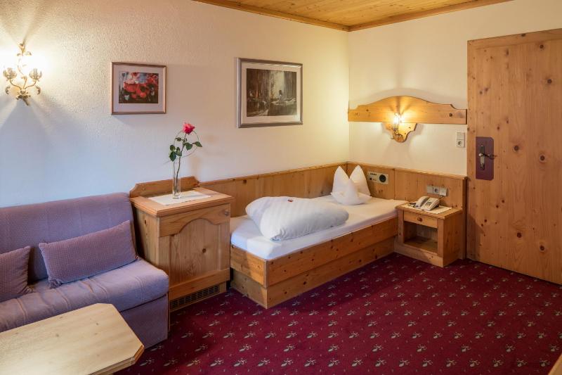 Single Room Serles image 3