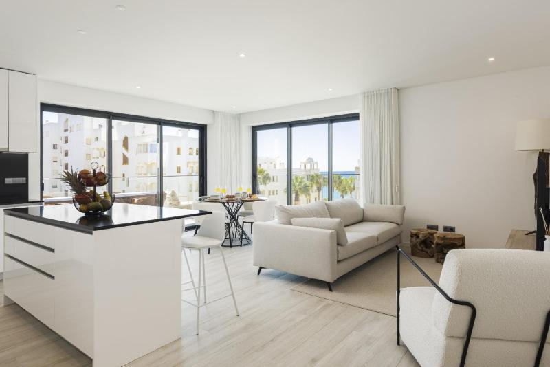 Terracos de Quarteira II White by Real Properties - image 18