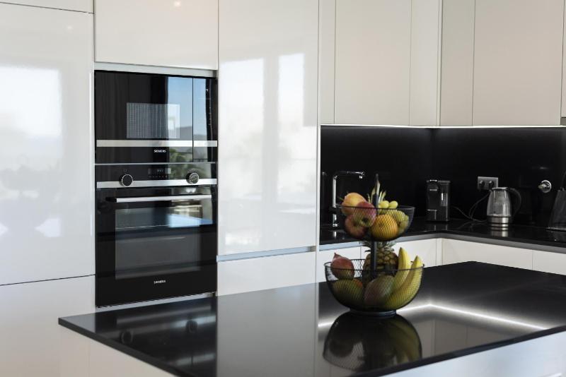 Terracos de Quarteira II White by Real Properties - image 38