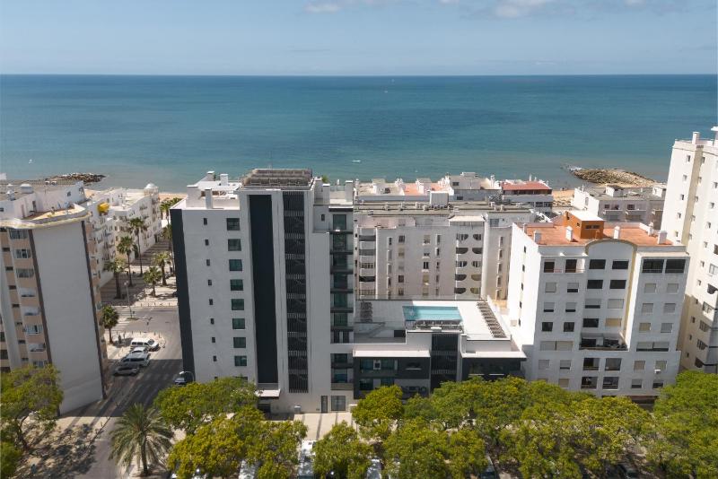 Terracos de Quarteira II White by Real Properties - image 22