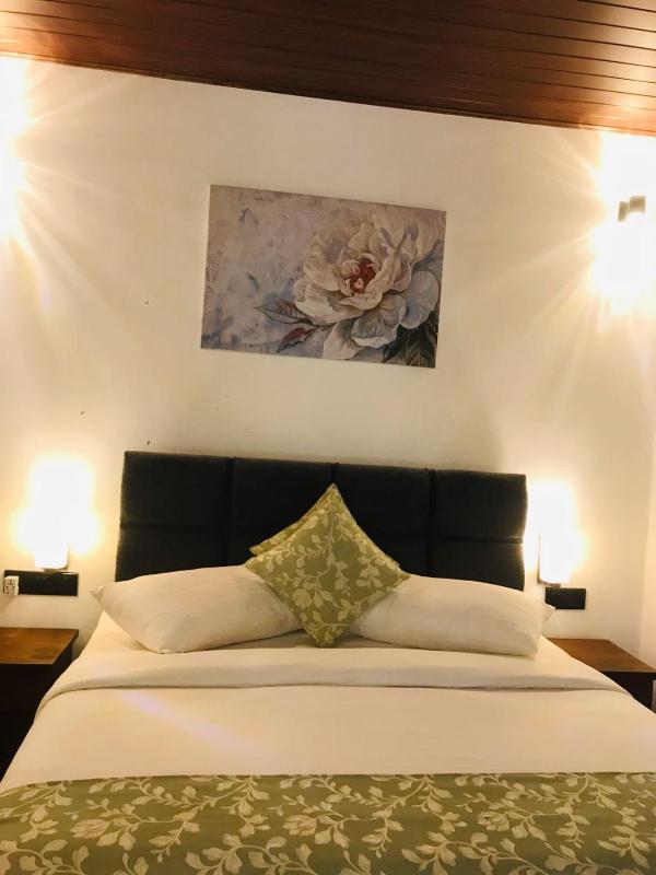 Chaya Beach HotelTangalle - image 16
