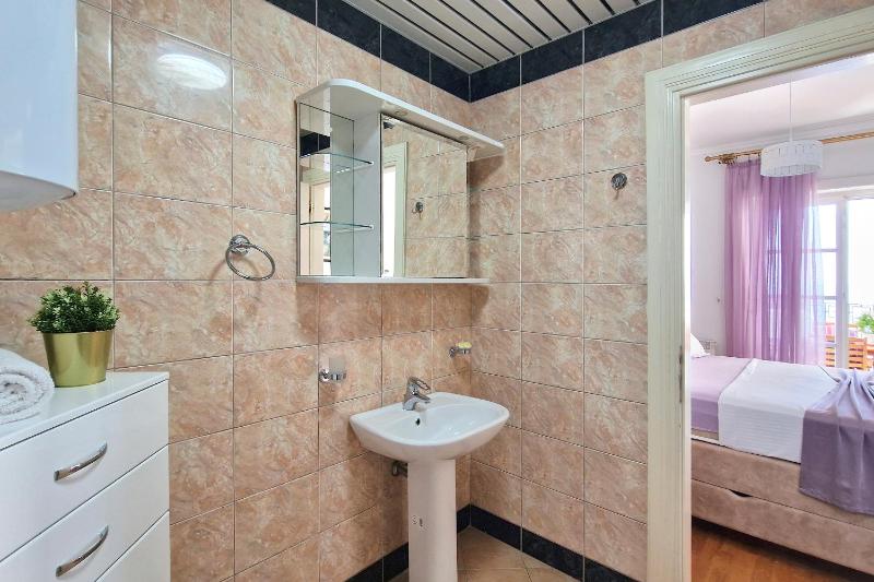 Four-Bedroom Luxury Apartment image 3