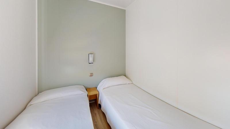 Three-Bedroom Bungalow image 3
