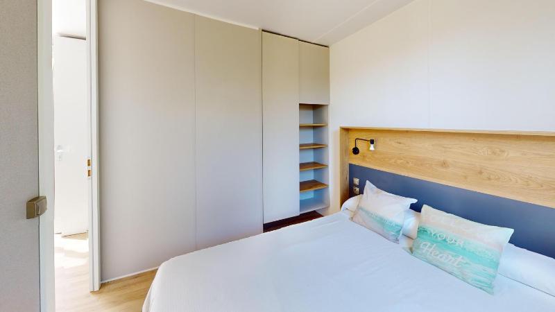 Two-Bedroom Bungalow image 4